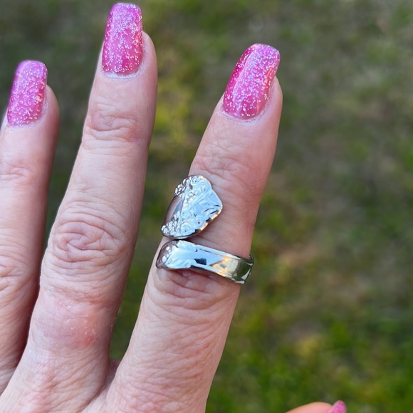 Vintage Sterling Silver UNCAS Floral Scroll Spoon Handle Ring - Picture 9 of 17